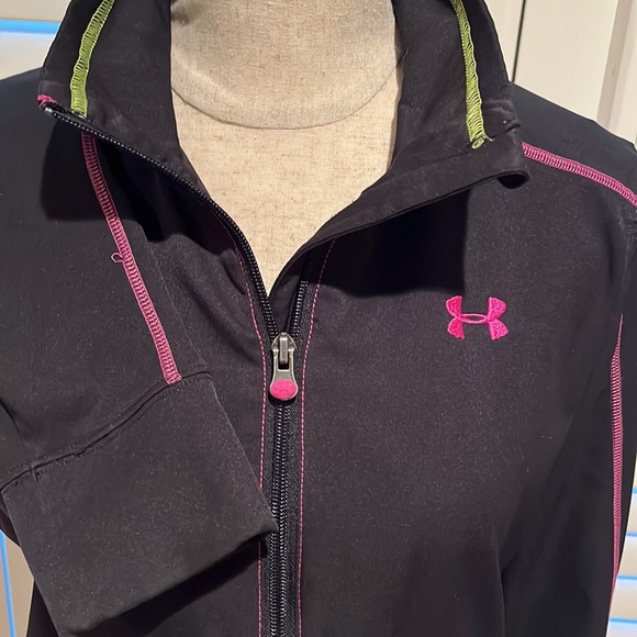 Under Armour Black Jacket… “Green” All Season - Picture 4 of 6